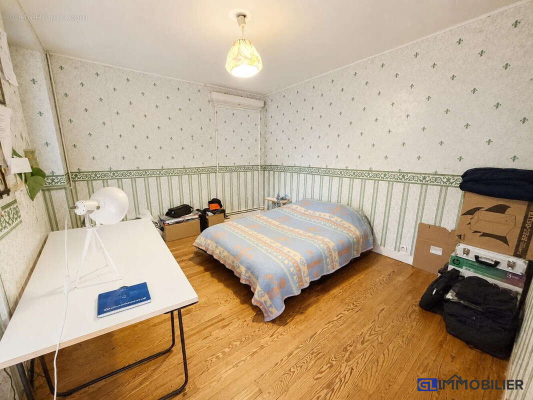 Maison 84 m² à Rouvres  - photo 4