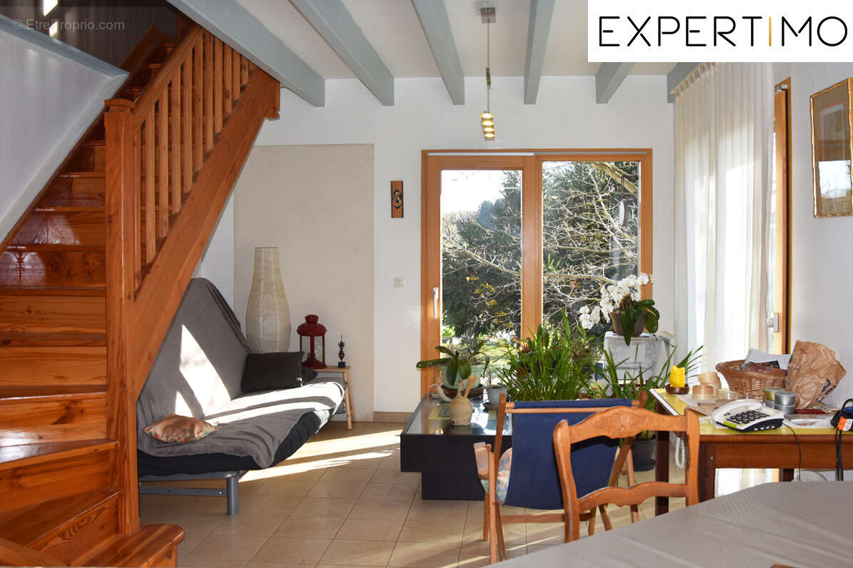 Maison à SAINTE-CHRISTINE