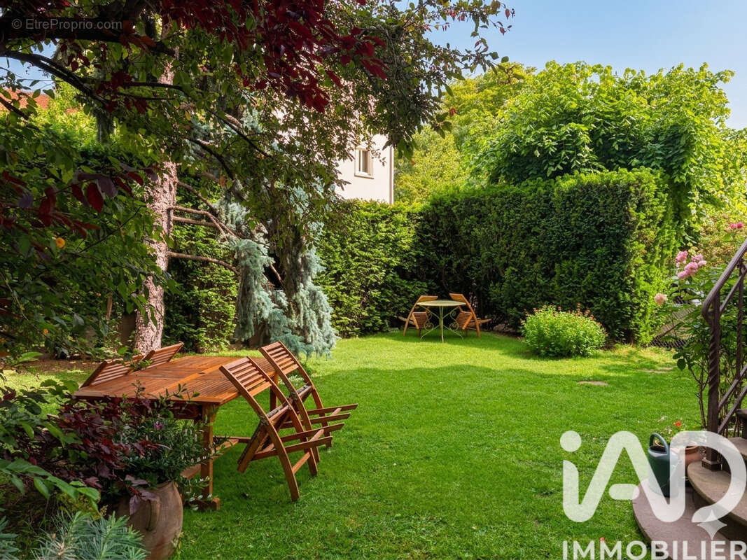 Maison 300 m² à Clermont-Ferrand  - photo 3