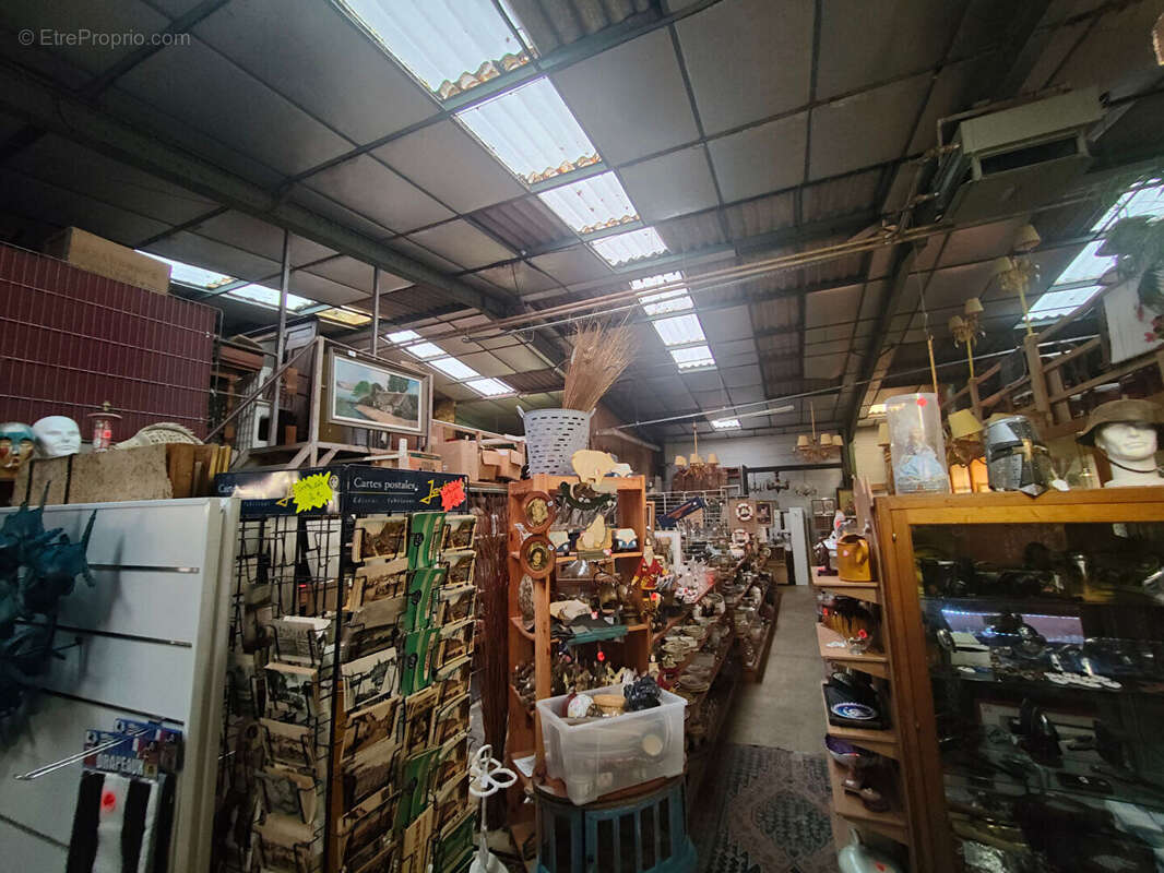 Commerce à PONT-L&#039;ABBE