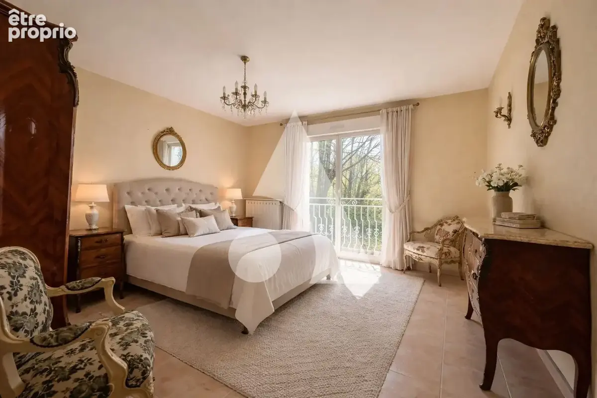 Secteur Boissy le châtel  5 chambres - Demeure 246 m2  habitable   13000 m² de terrain - photo 14