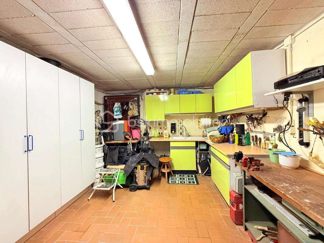 Maison spacieuse avec terrasse et jardin dans un cadre serein - photo 21