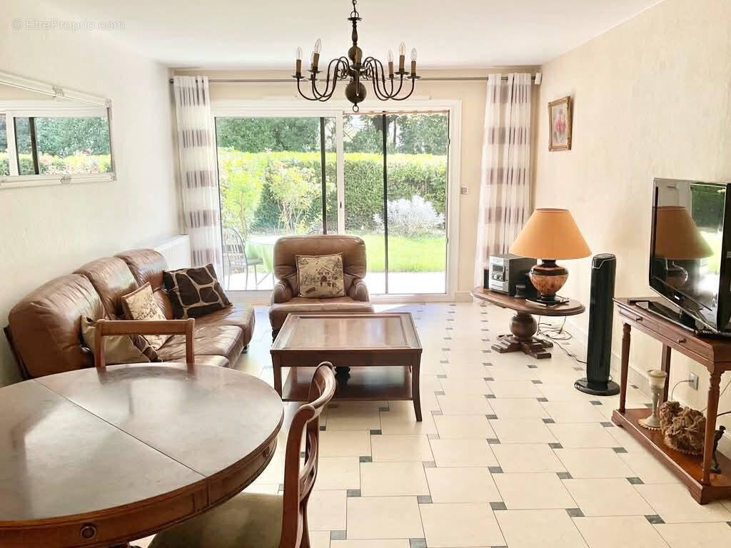 Appartement à ECHIROLLES