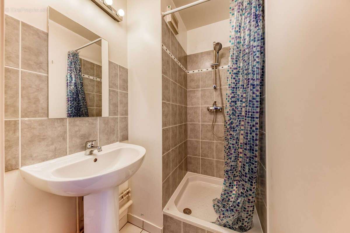 Appartement à EMERAINVILLE