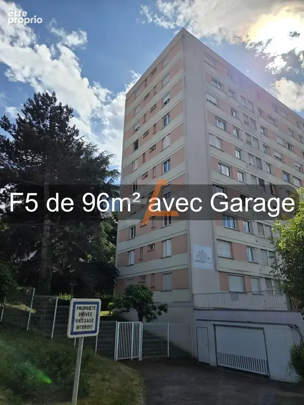 Appartement à SAINT-ETIENNE