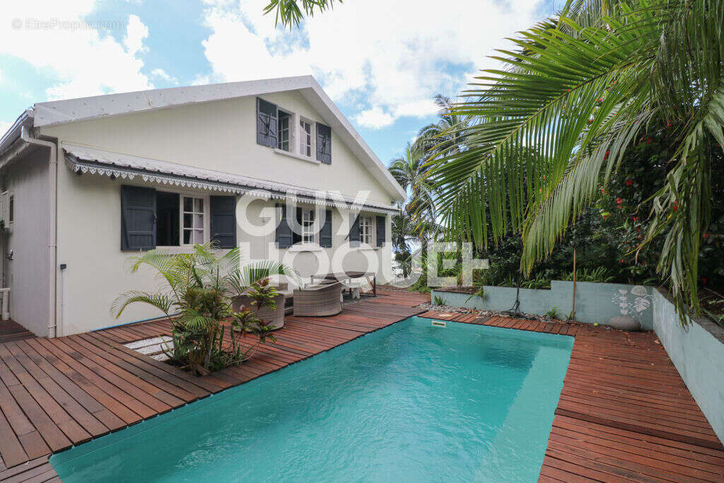 Maison à SAINT-DENIS