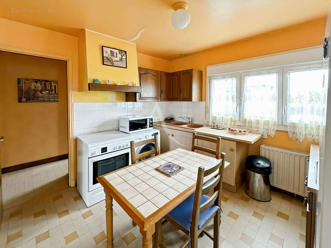 Maison à ETREPAGNY