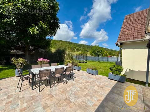 Maison à LA CHAPELLE-REANVILLE