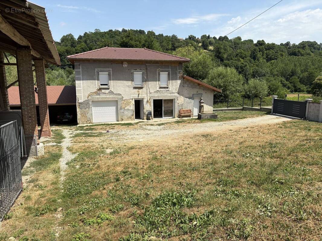 Maison à MEYSSIES