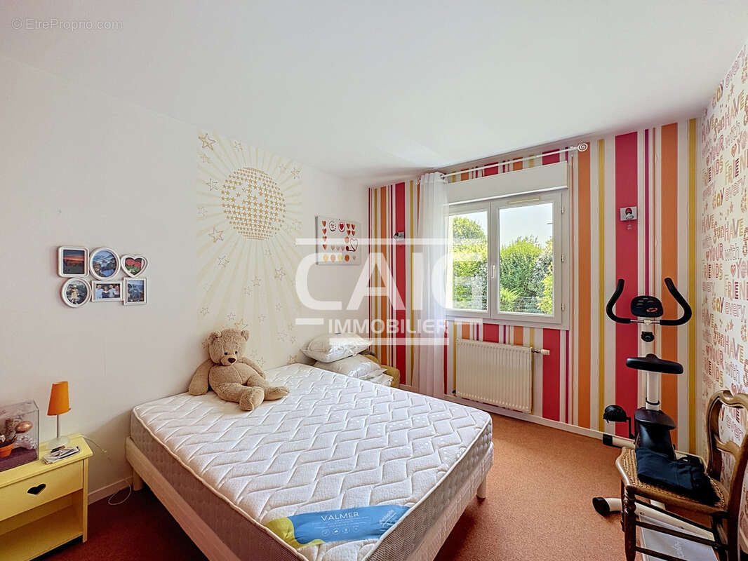 St julien les villas - photo 10