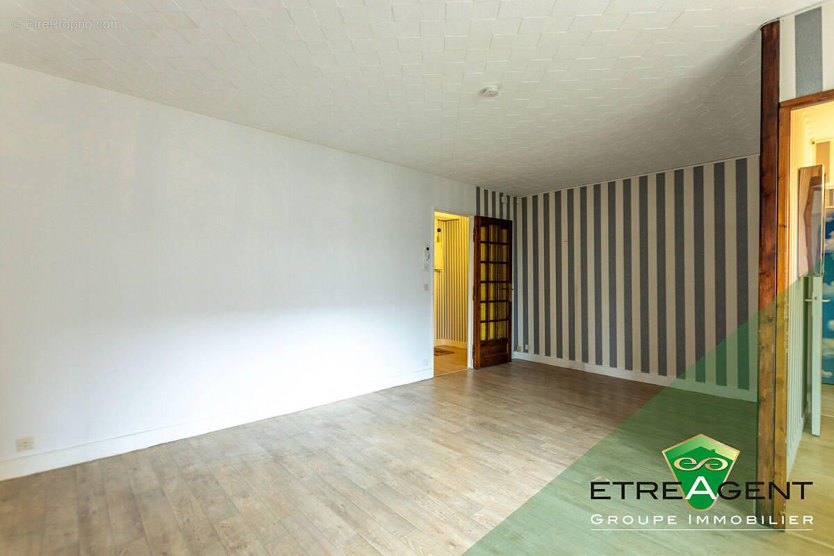 Appartement à ERAGNY