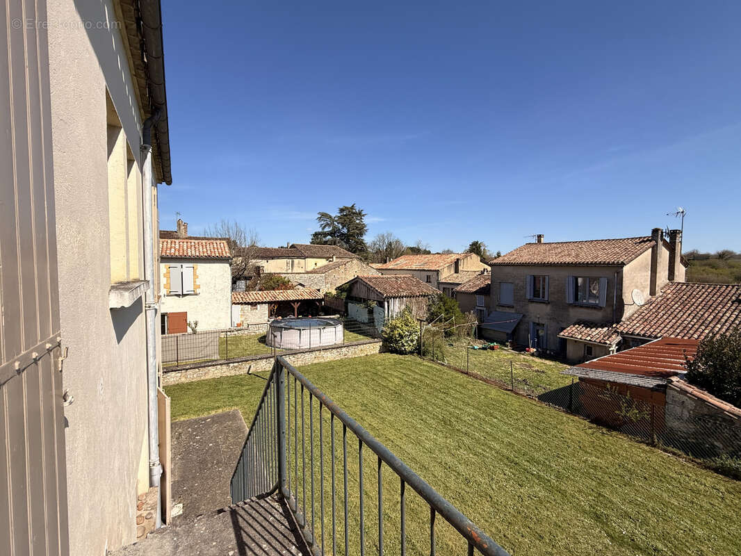 Maison à MONPAZIER