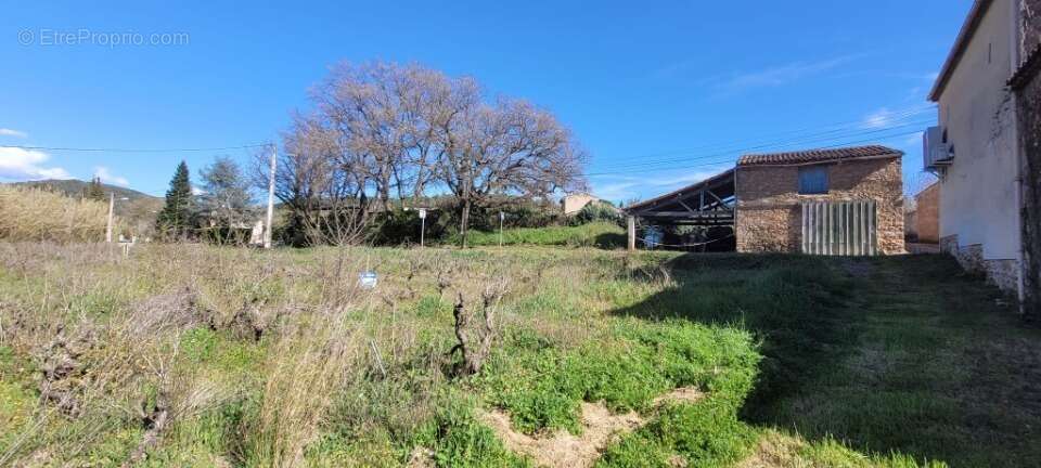 Terrain à PIERREFEU-DU-VAR
