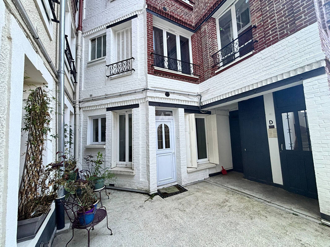 Appartement à SAINT-OUEN-L'AUMONE