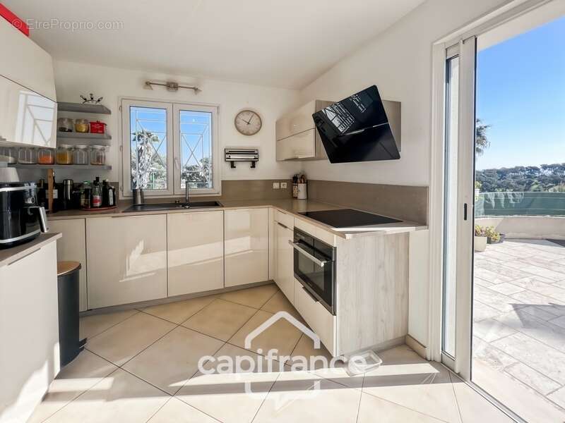 Appartement à HYERES