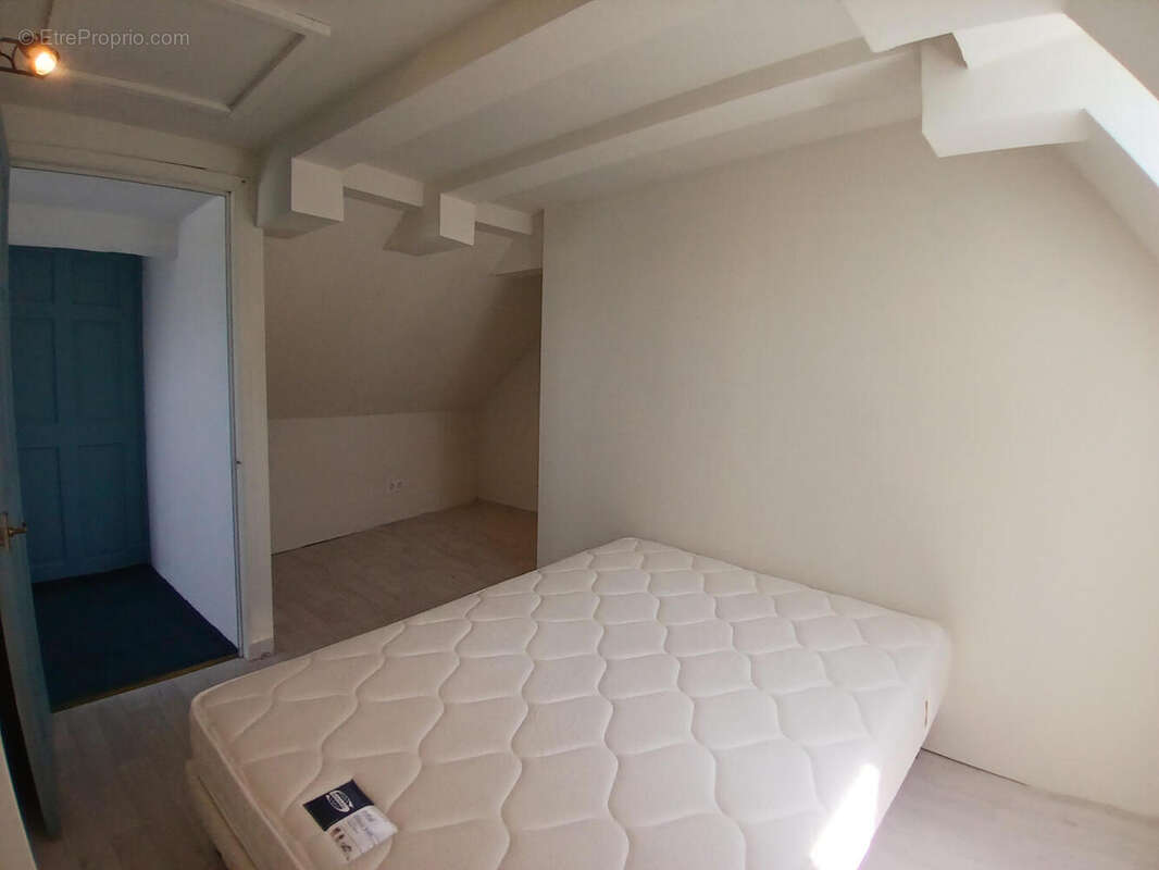 2nd up stairs bed - Maison à JUMILHAC-LE-GRAND