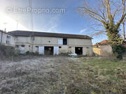 Appartement à BAULNE