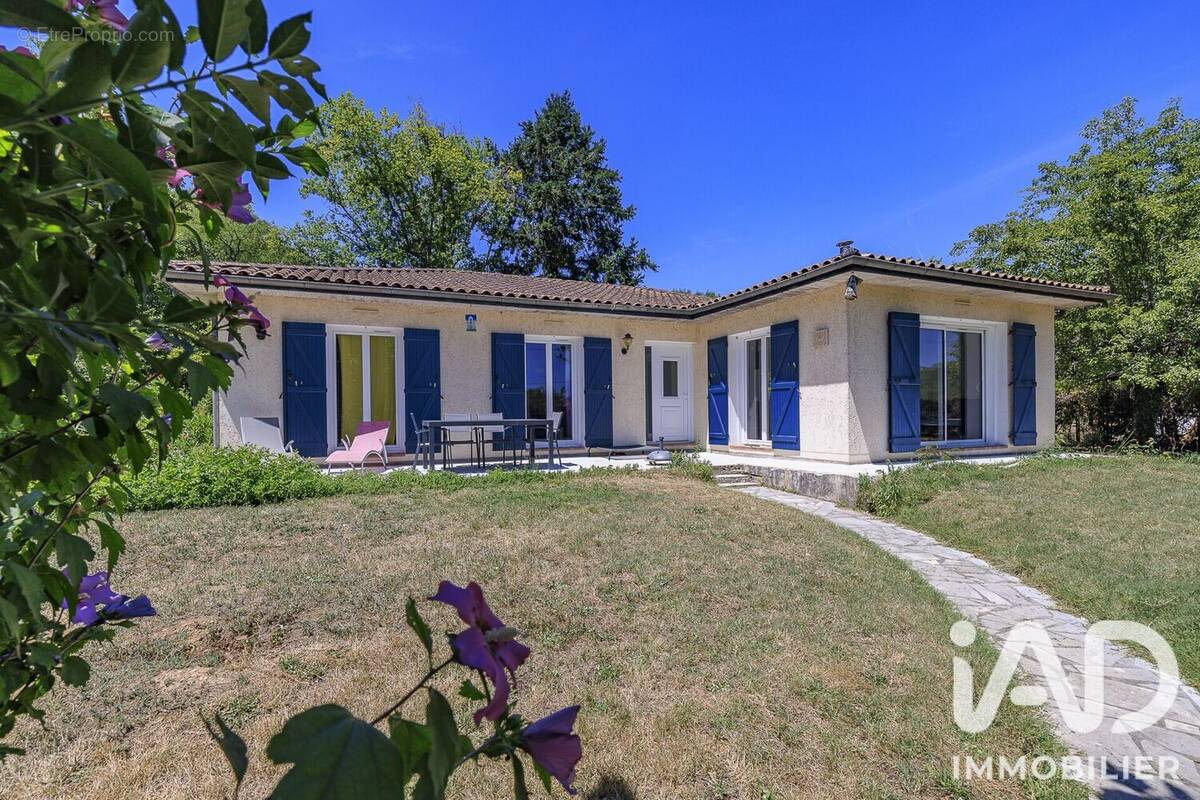 Photo 1 - Maison à SAINT-DENIS-DE-PILE
