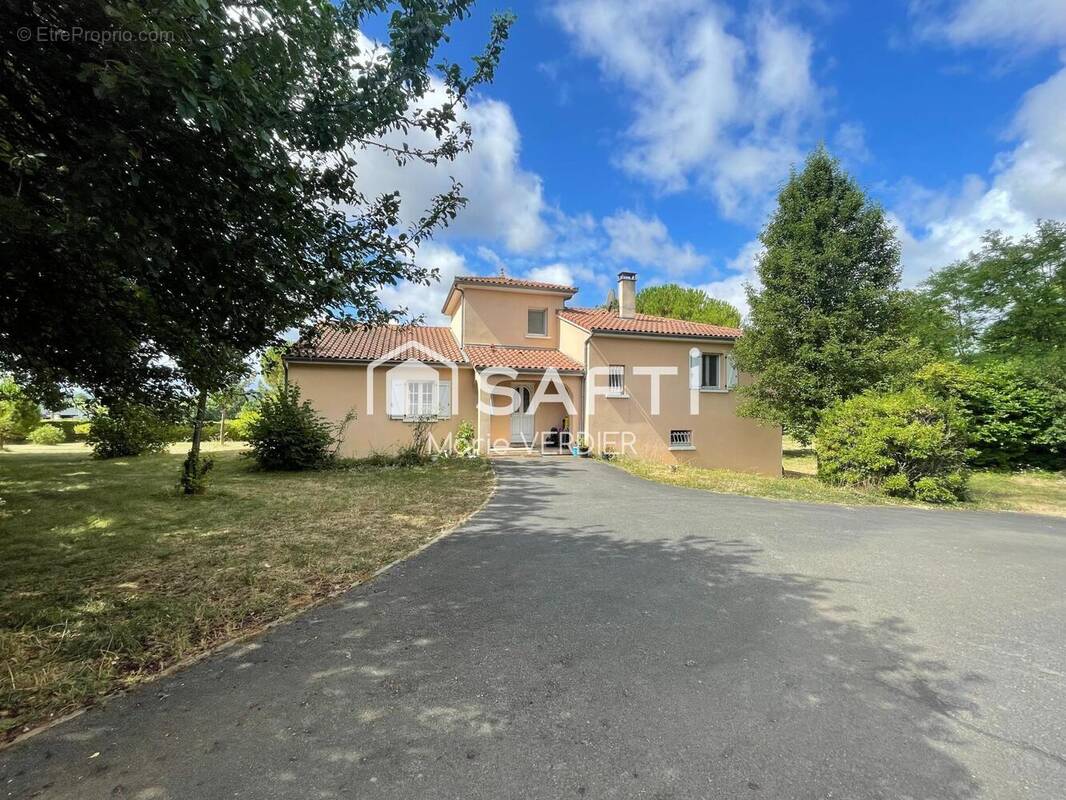 Photo 1 - Maison à MONTBAZENS