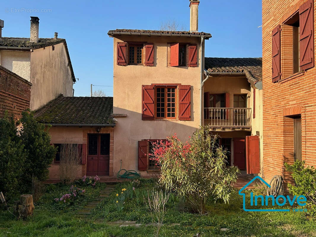 Maison à POMPIGNAN