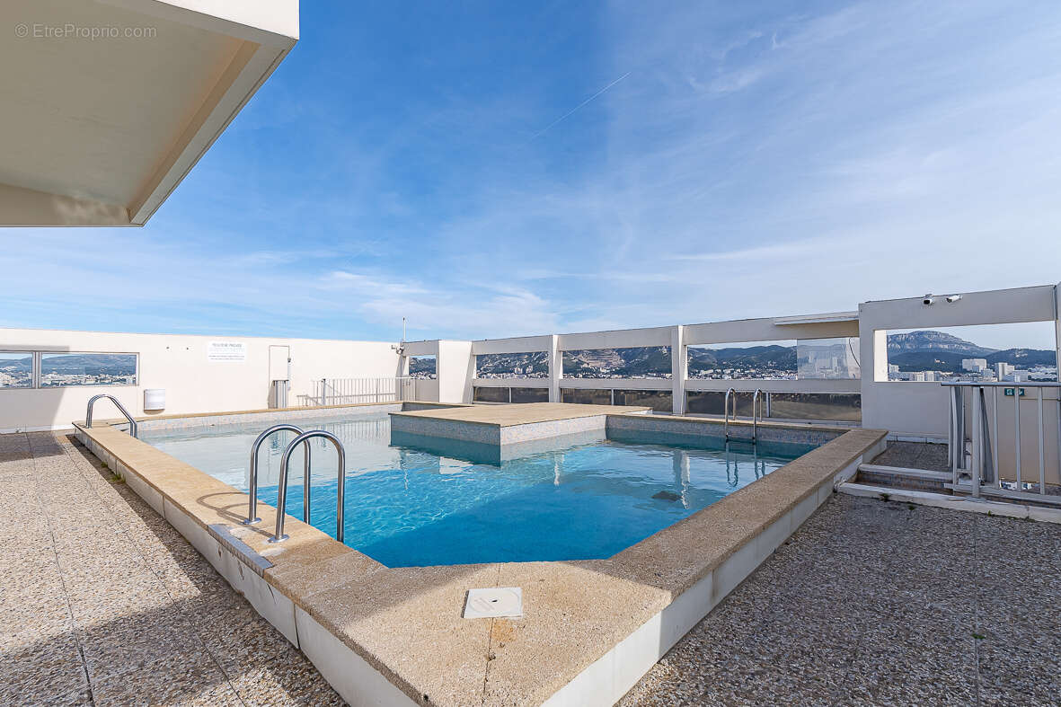 Appartement à MARSEILLE-8E