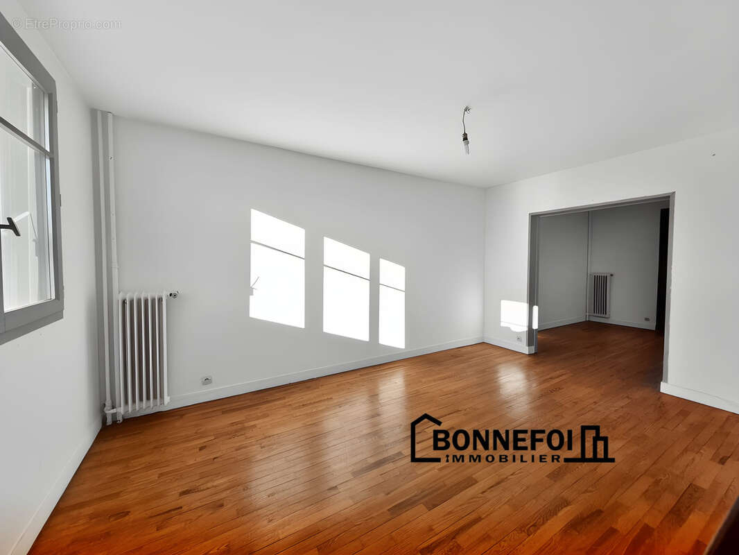 Appartement à CHAMPIGNY-SUR-MARNE