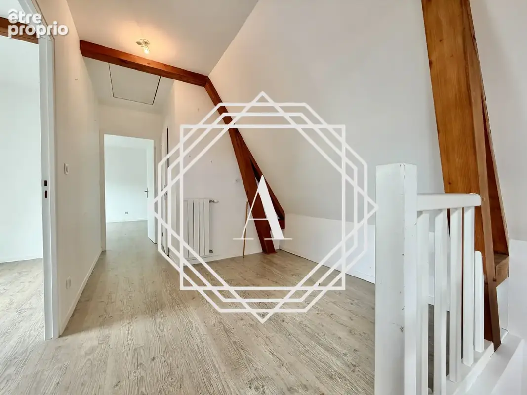 Longère de 120 M2 avec beau potentiel - photo 10