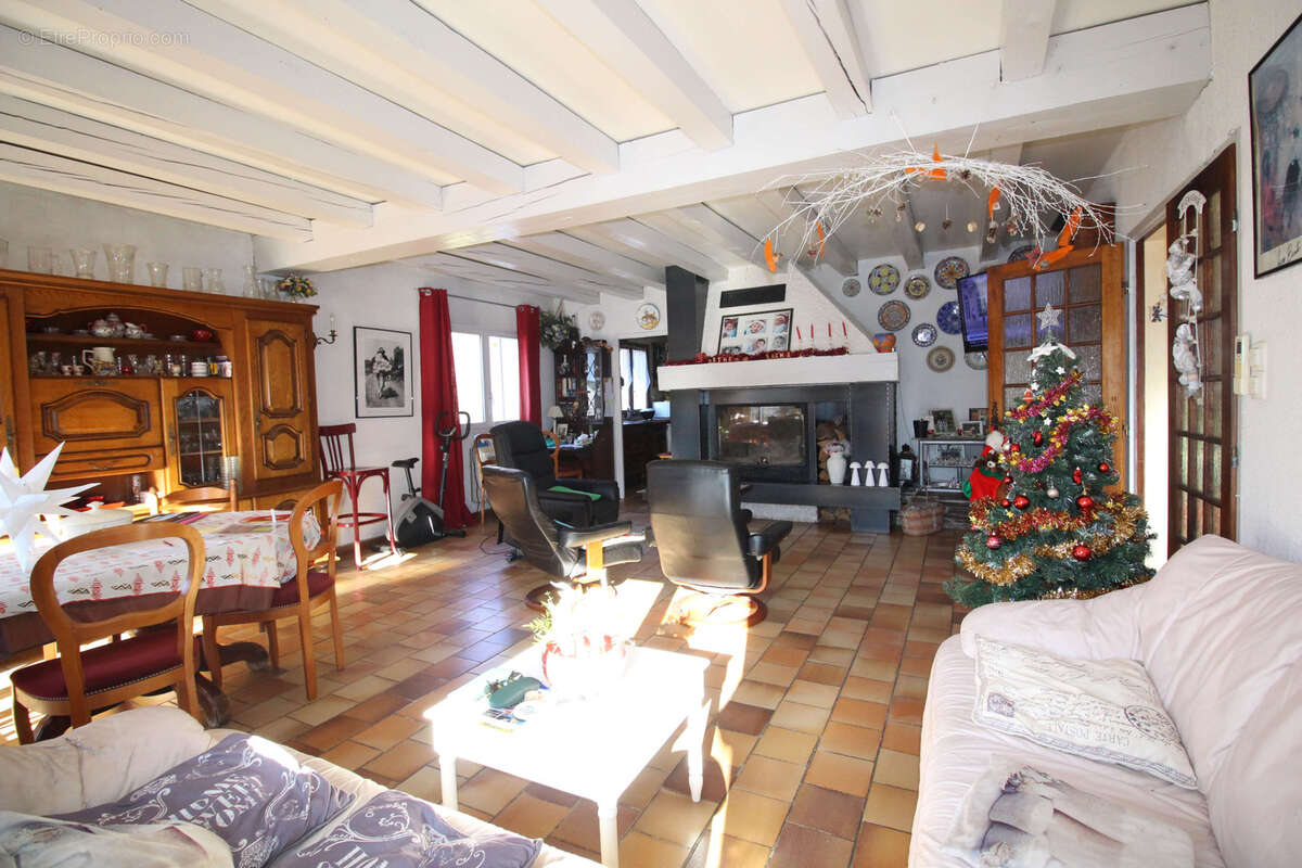Maison à JUZET-DE-LUCHON