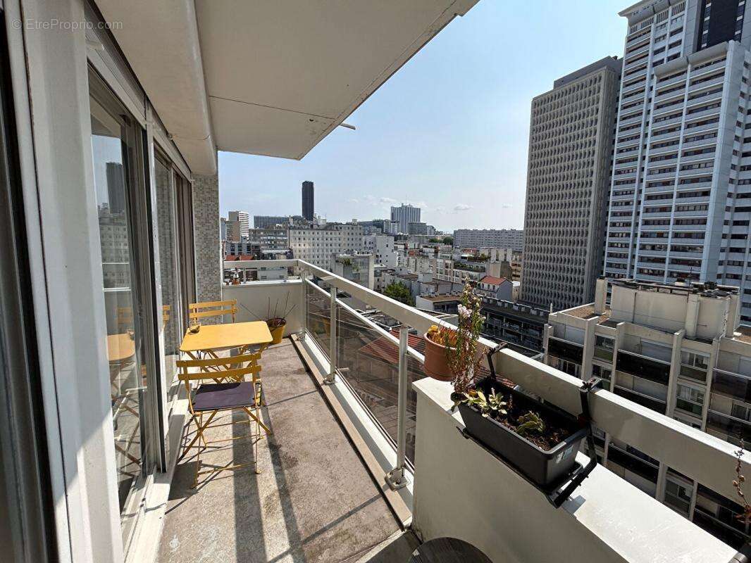 Appartement à PARIS-15E