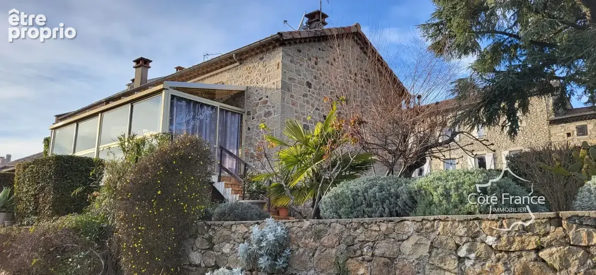 Maison de village rénovée avec dépendances et terrain attena - photo 3