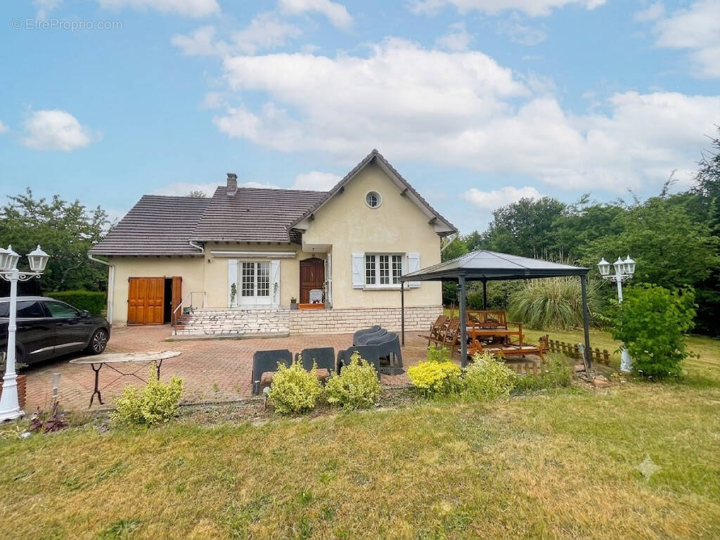 Maison à LORRIS