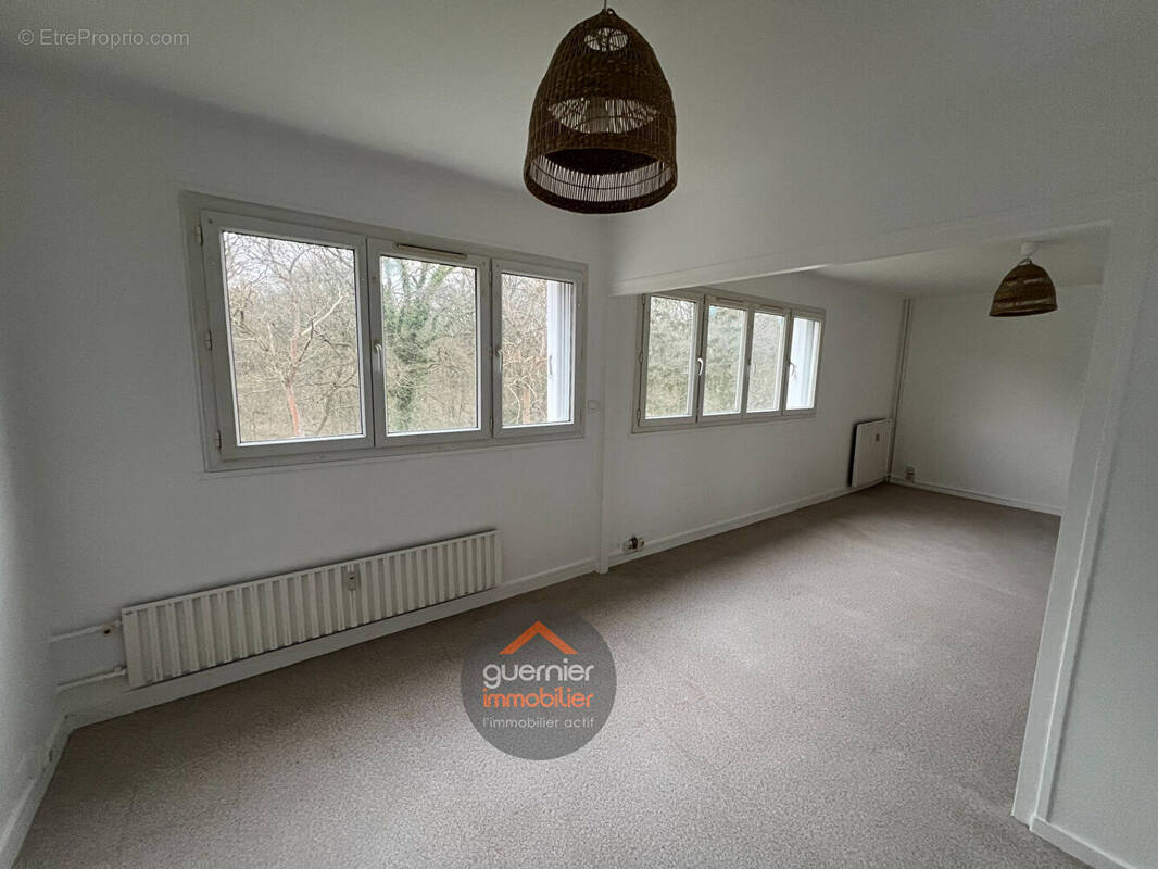 Appartement à CANTELEU