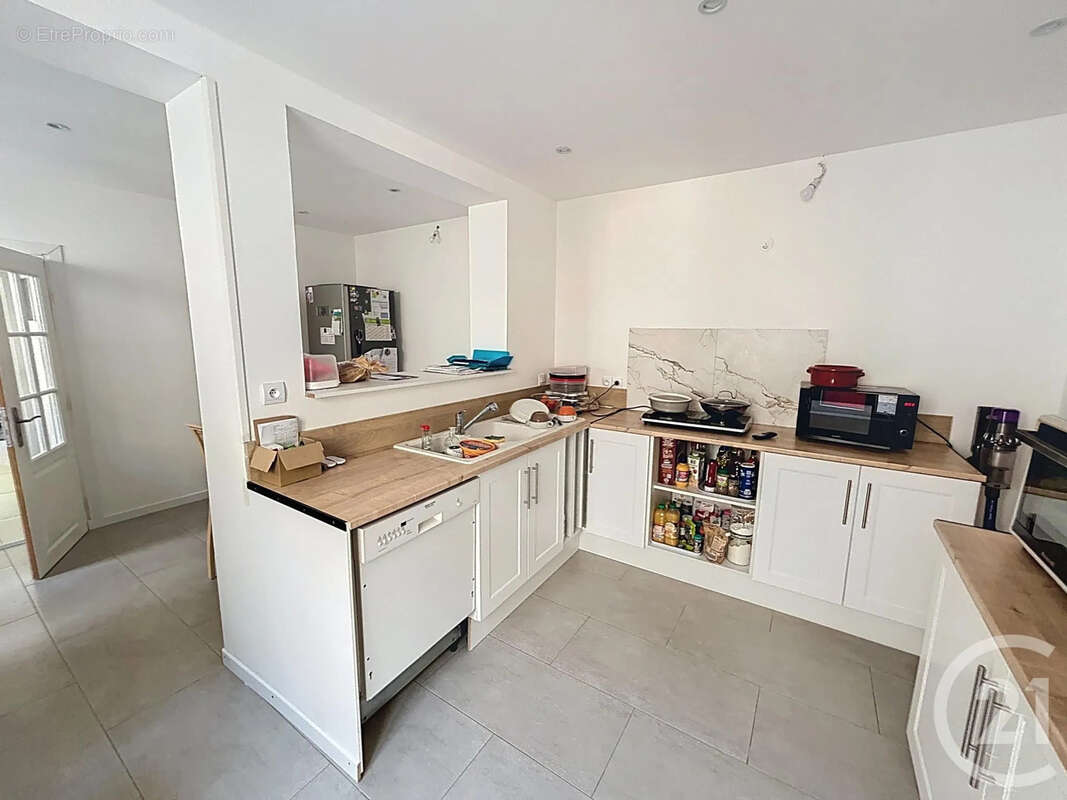 Maison à CHAMPILLON