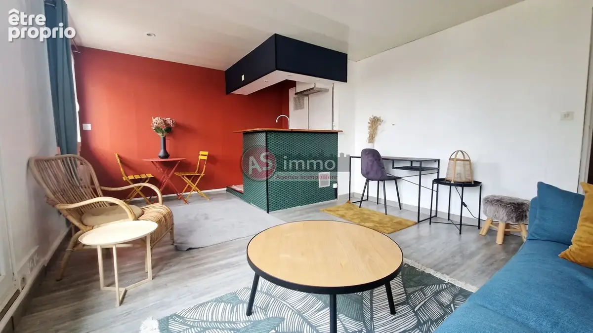 Studio avec Ascenseur et cave & place de Parking - photo 3