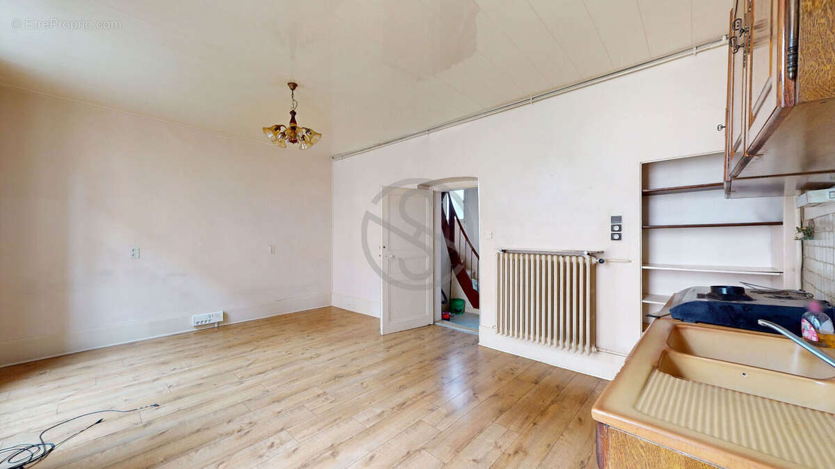 Appartement à LA COTE-SAINT-ANDRE