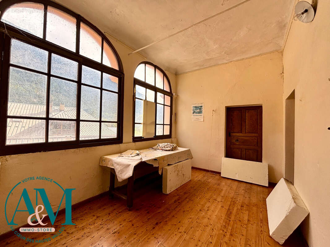 Maison à SAINT-CLEMENT-SUR-DURANCE