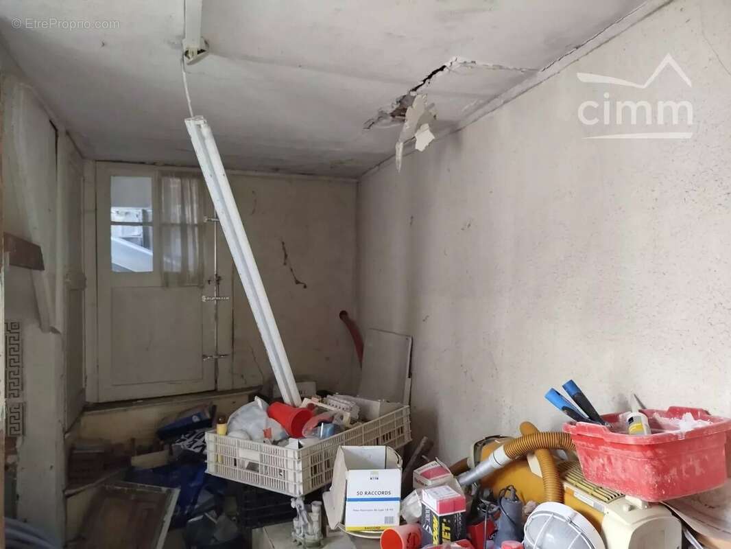 A vendre maison a renover - photo 9
