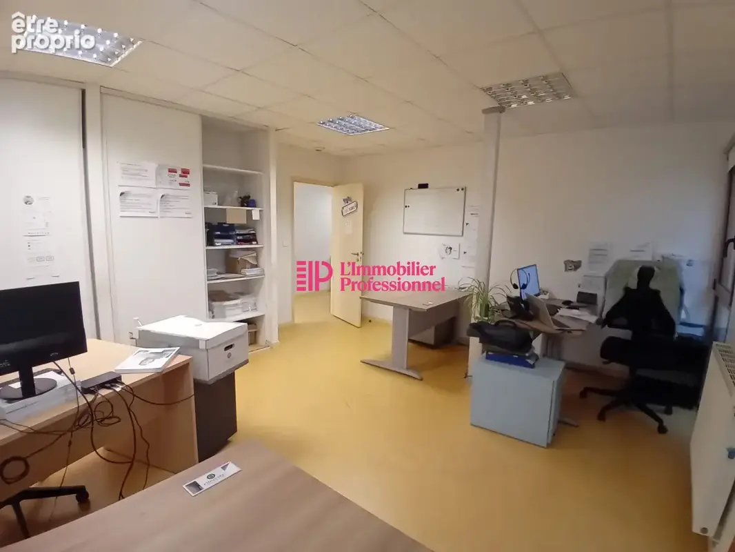 Commerce 764 m² à vendre à Saint-Evarzec (29170) - photo 6