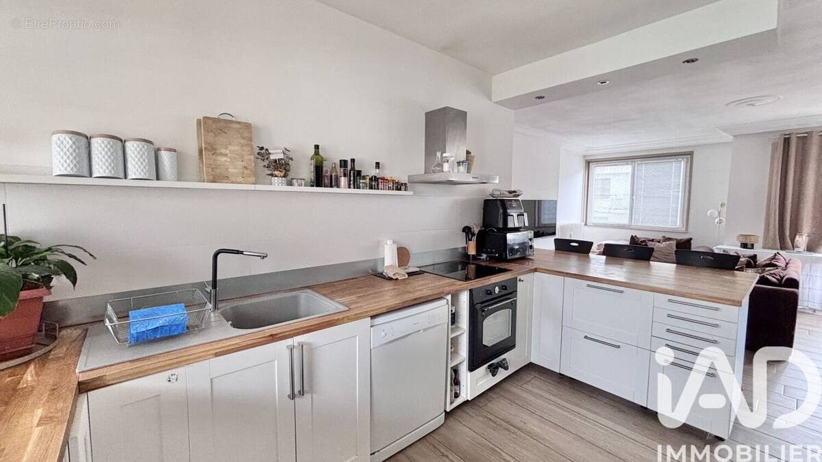 Photo 1 - Appartement à SAINT-ETIENNE