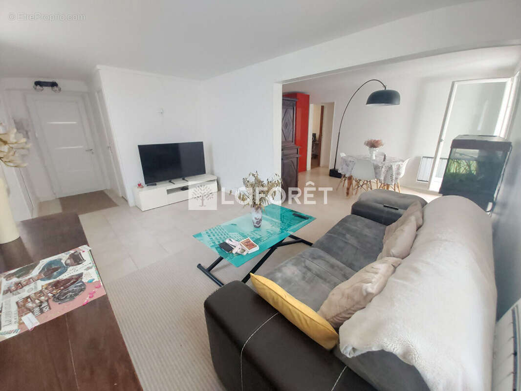 Appartement Le Raincy 4 pièce(s) 75 m2 - photo 3