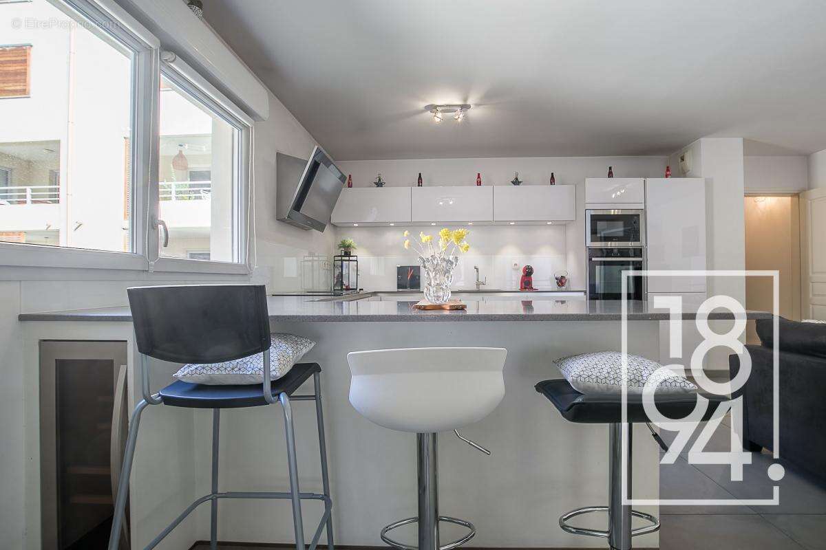 Appartement à MARSEILLE-7E