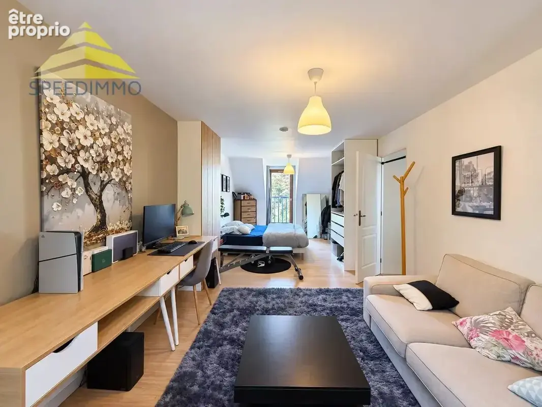 Mandres-les-Roses – Maison familiale avec piscine sur un terrain de 1 309 m² - photo 8