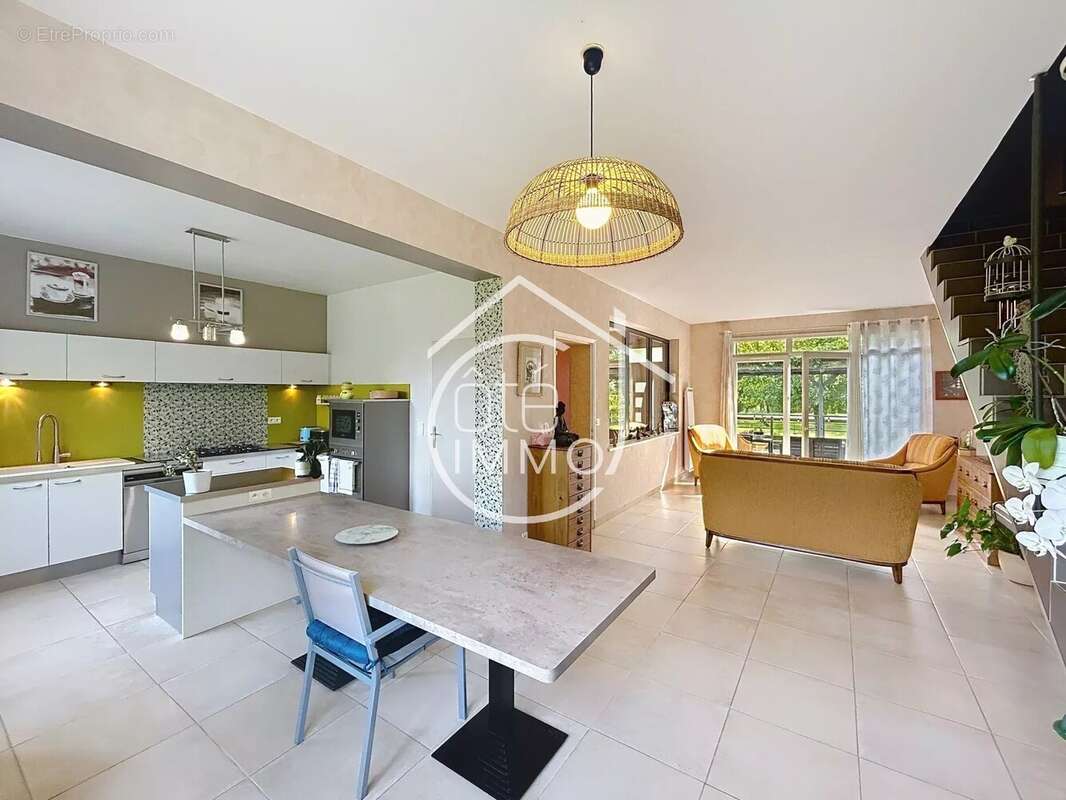 Maison à SAINT-PEY-DE-CASTETS