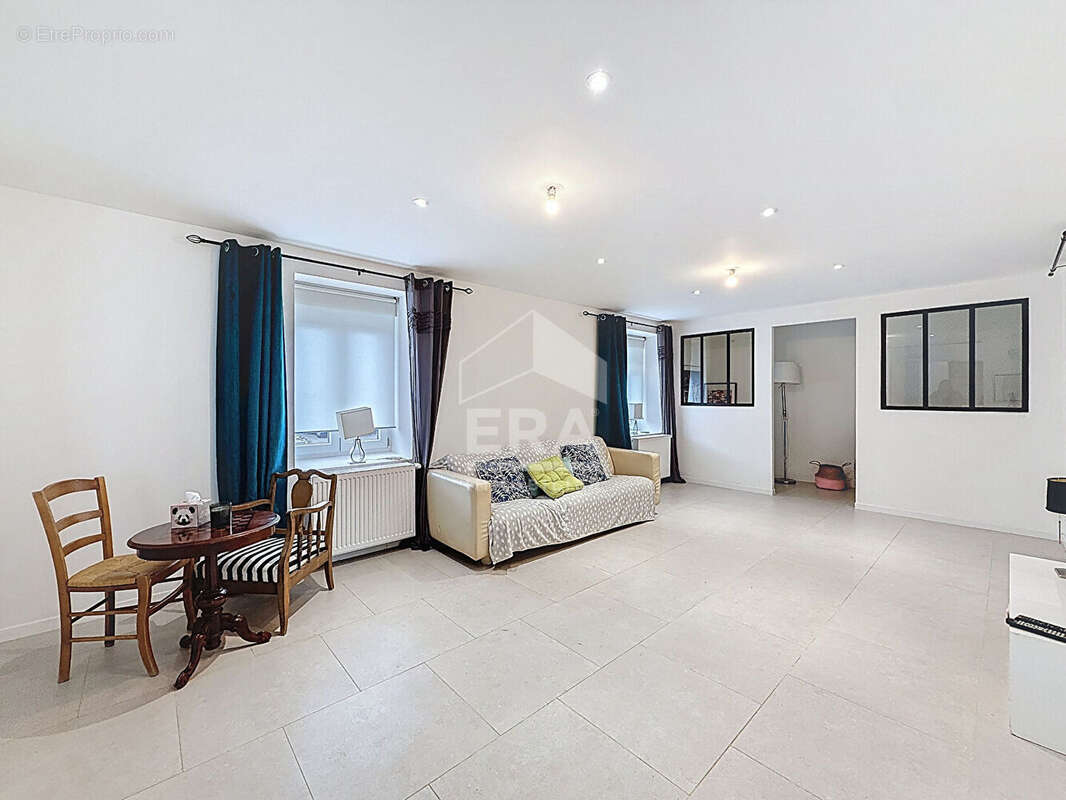 Maison à BOUTERVILLIERS