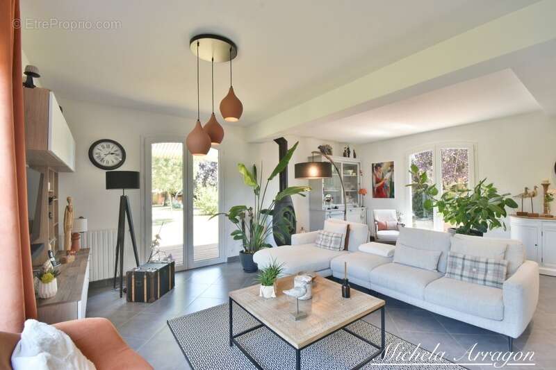 Maison familiale avec parc arboré de plus de 2 000 m² – Grange-sur-Lot - photo 17