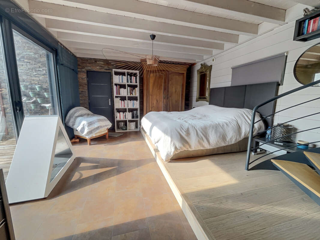 Maison à DRUMETTAZ-CLARAFOND