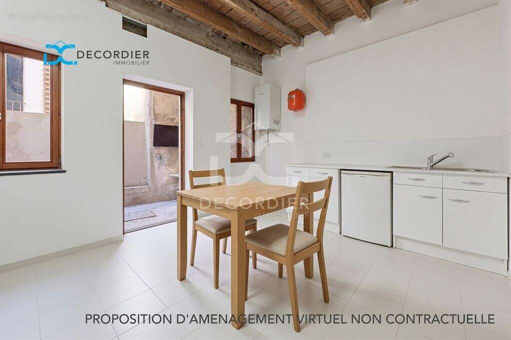 Evian centre - local commercial 65.57m² - photo 8