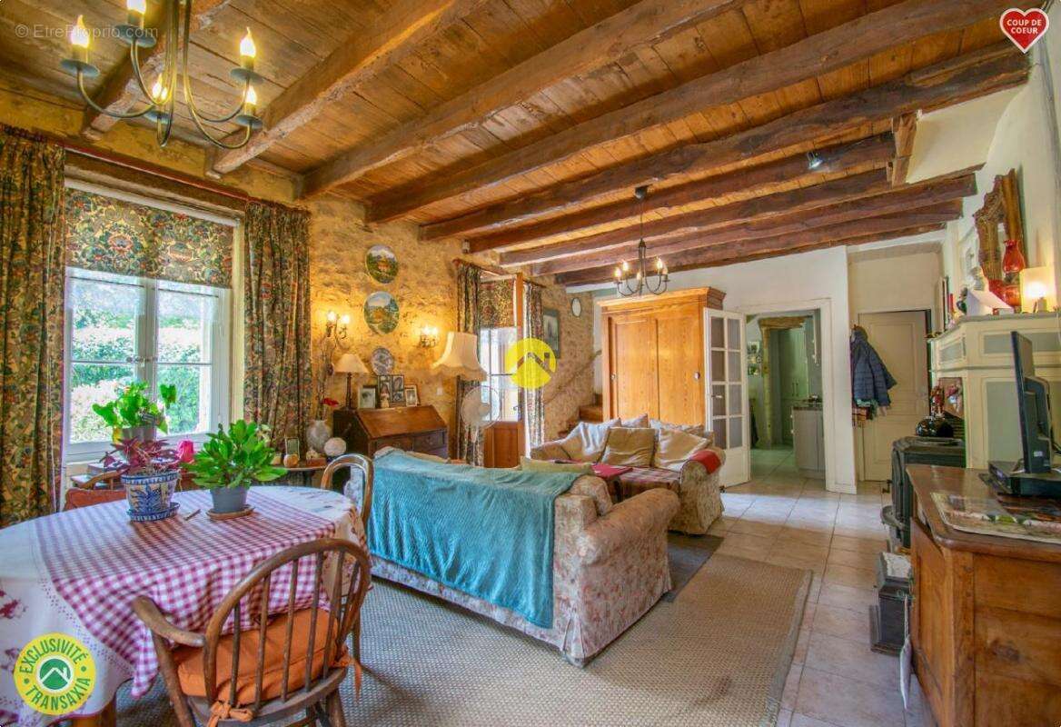 Maison avec gîte au centre bourg - photo 5