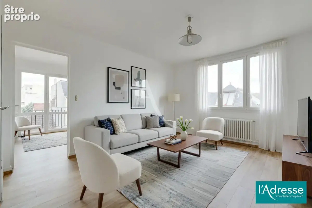 Reims Jard - T2 57 m² lumineux, ascenseur, box et parking - photo 1