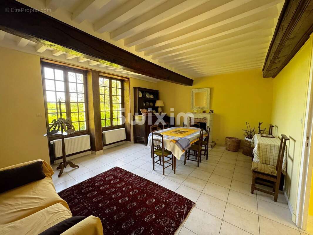 Maison à SAINT-GERMAIN-DES-CHAMPS